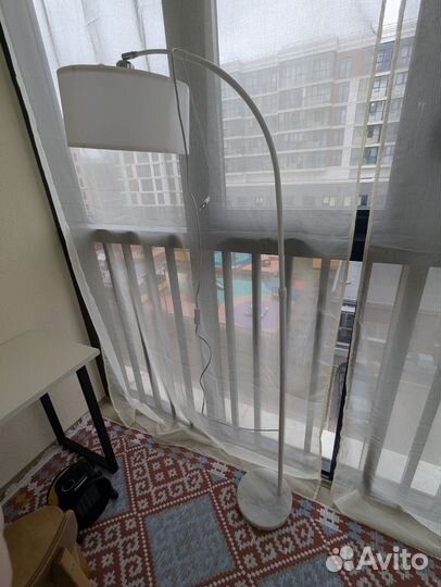 Торшер напольный с мраморным основанием бу