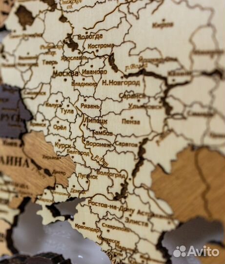 Деревянные карты мира