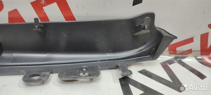 Накладка на крыло передняя левая Toyota Camry