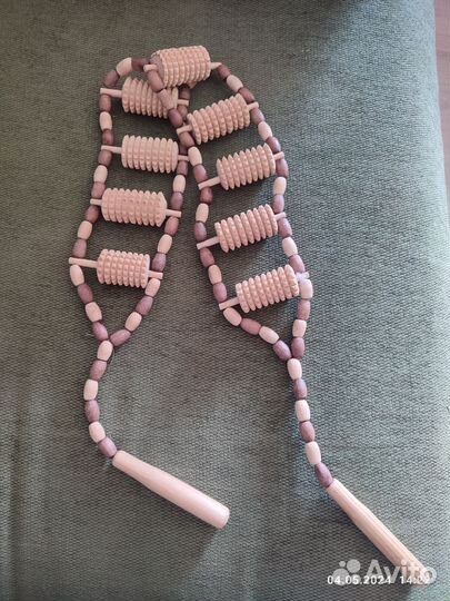 Массажер для тела ручной,деревянный