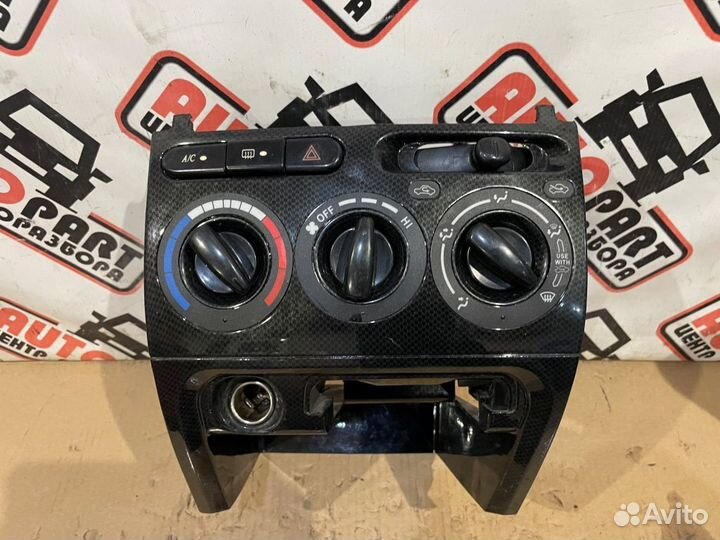 Блок управления печкой Geely MK