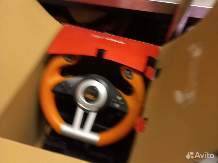 Игровой руль с педалями и коробкой передач