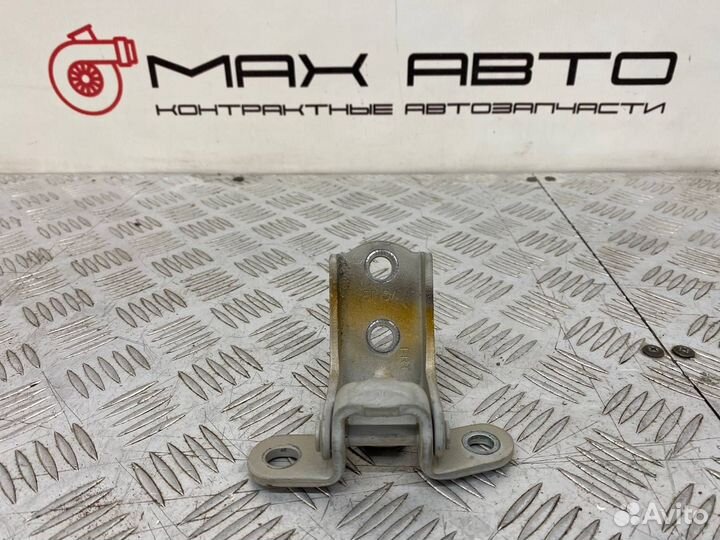 Б/У петля двери передний левый Kia Rio 3 UB D4FC