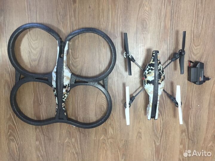 Квадрокоптер Parrot AR.Drone 2.0 Elite Edition