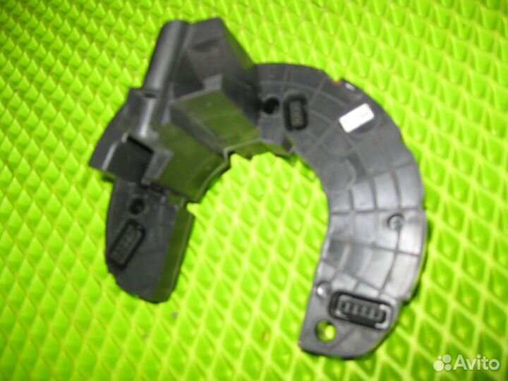 Датчик угла поворота рулевого колеса Mercedes 215