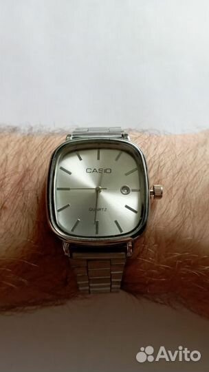 Часы casio quartz vintage white