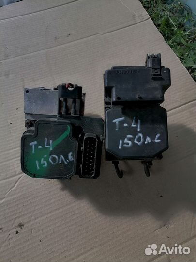 Блок ABS Фольксваген Т4 2.5 7D0 611 111 D