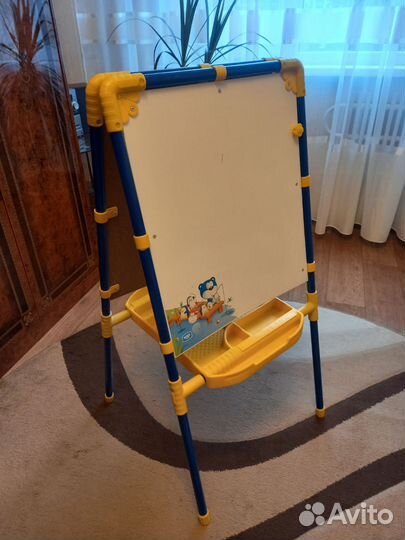 Магнитно маркерная доска