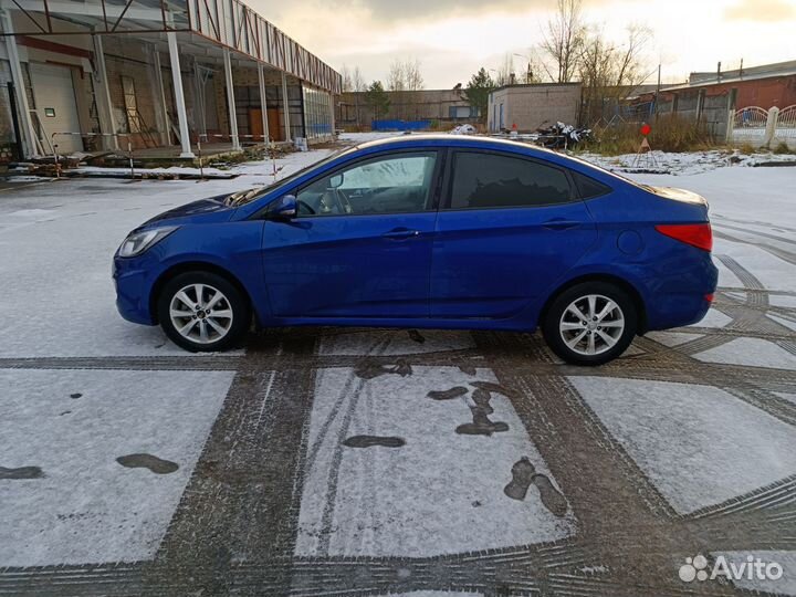 Hyundai Solaris 1.6 AT, 2012, 131 000 км