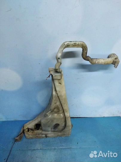 Бачок омывателя 7L0955453D