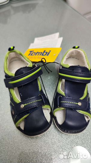 Сандалии новые