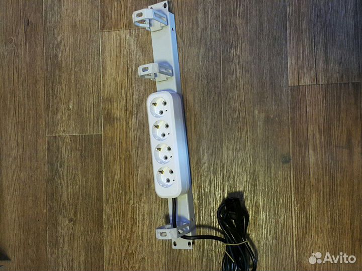 Сетевой фильтр в стойку 19