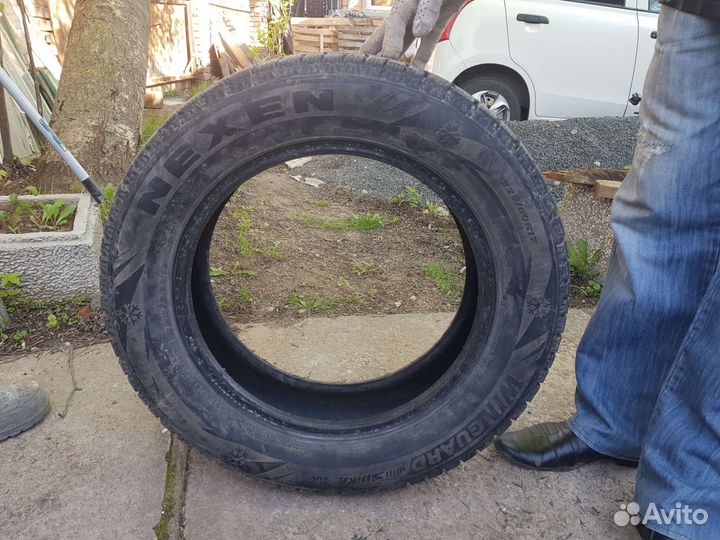 Nexen Winguard WinSpike SUV 225/60 R17