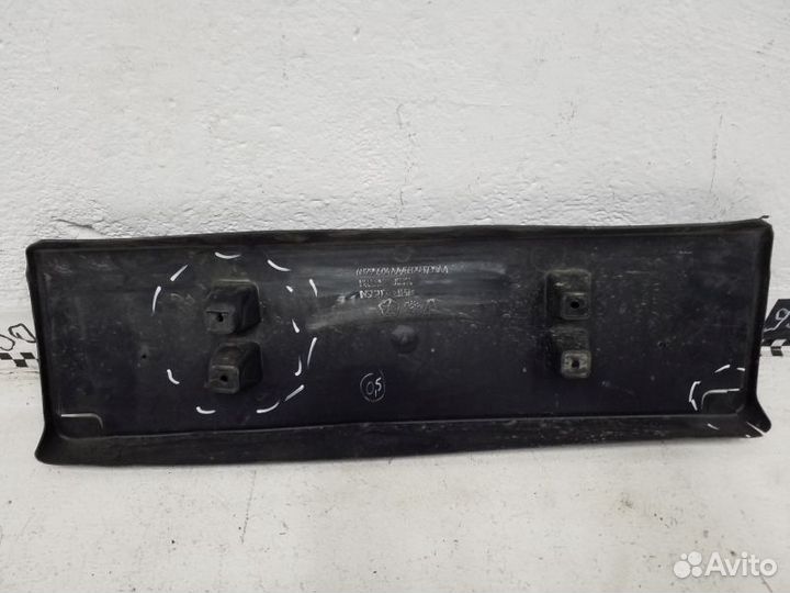 Накладка переднего бампера под номерной знак Jeep