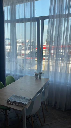 2-к. квартира, 72 м², 1/2 эт.