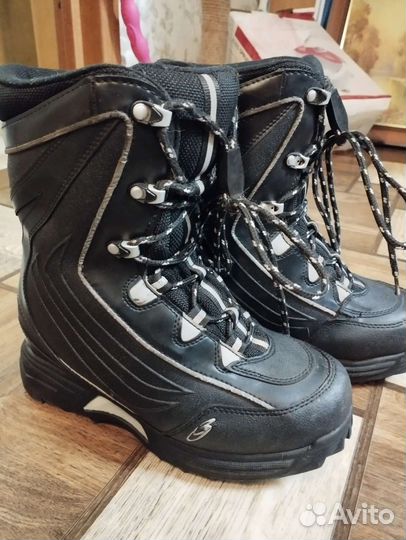 Снегоходные ботинки женские 39 размер