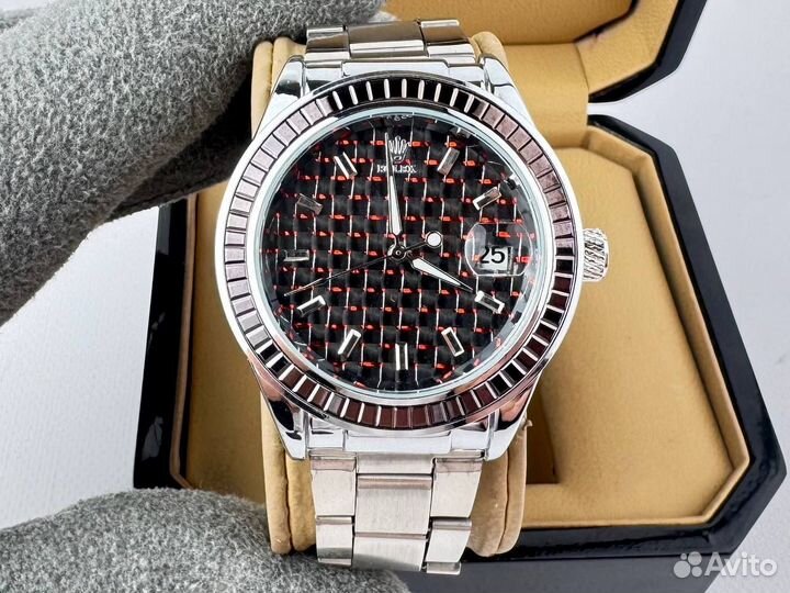 Наручные часы Rolex с камнями