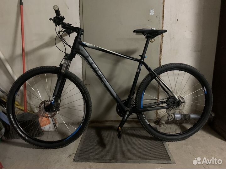Велосипед Cube (29 колеса, 21 рама)