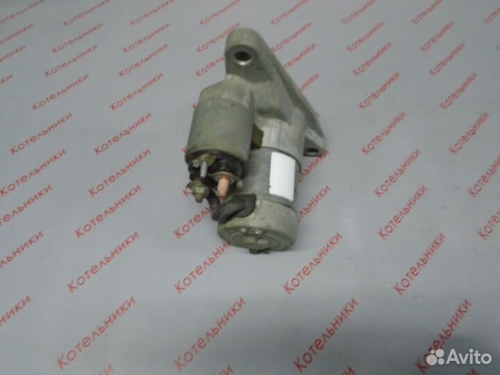 Nissan 23300-EN22C Стартер