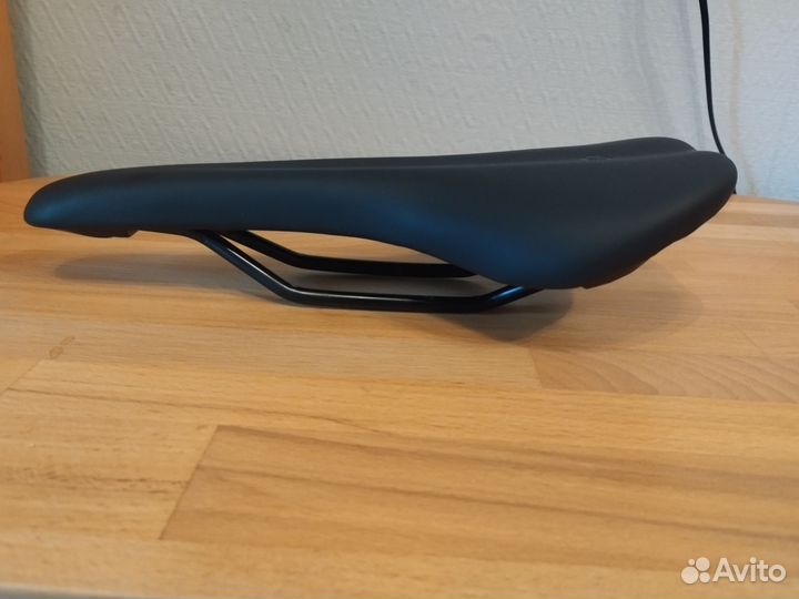 Седло спортивное Outleap velo-9 150x280