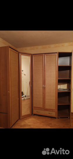 Комплект шкафов. Угловой. С ротангом и зеркалом