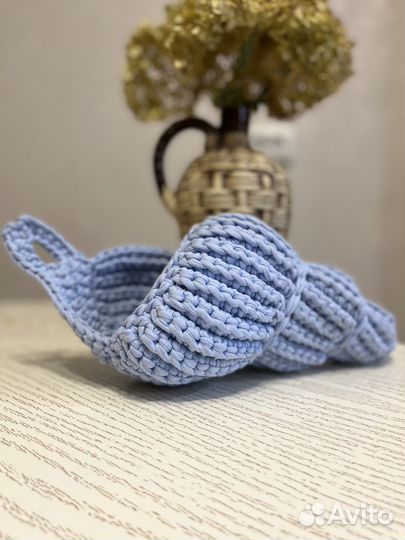 Вязаная интерьерная ракушка