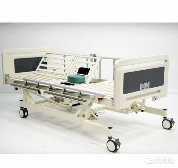 Медицинская кровать для инвалидов