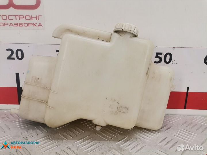 Бачок расширительный Mitsubishi L200 4 рест. 2012