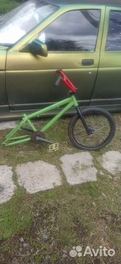 Трюковой велосипед bmx