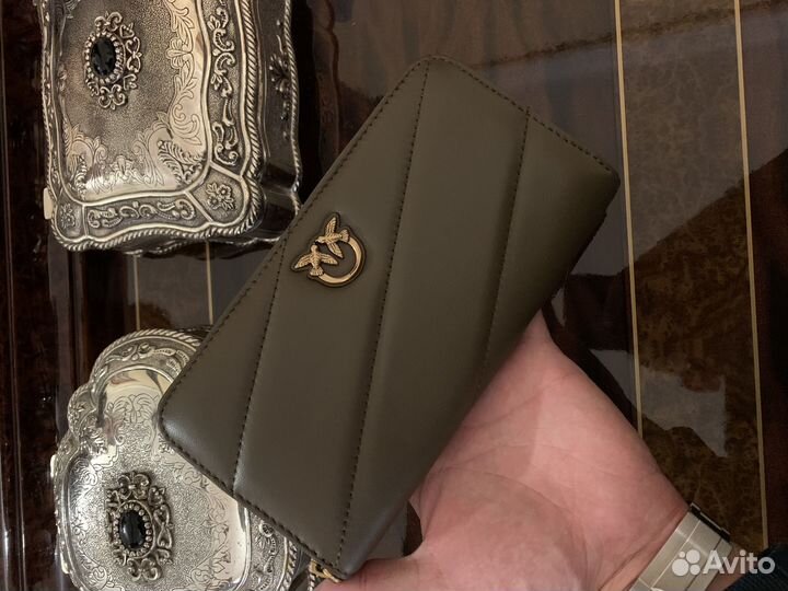 Оринальный клатч pinko