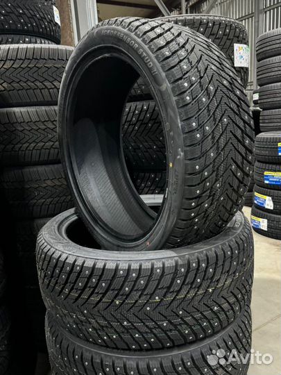Grenlander Icedefensor Stud II 275/40 R21 и 315/35 R21 111H