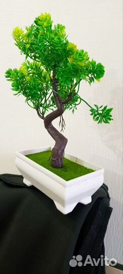 Пластиковое дерево Бонсай