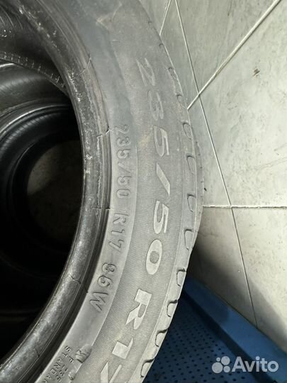 Pirelli Cinturato P7 235/50 R17 96W