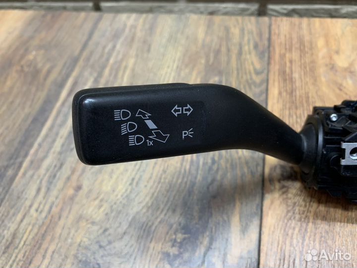 Volkswagen Golf 6 Переключатель подрулевой в сборе