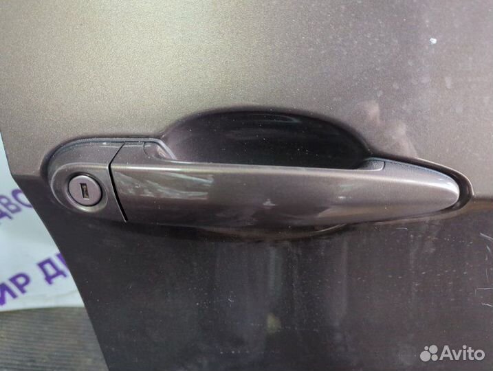 Дверь боковая передняя правая Bmw X5 E70 N55 2011