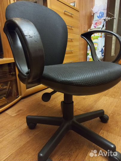 Компьютерный стул