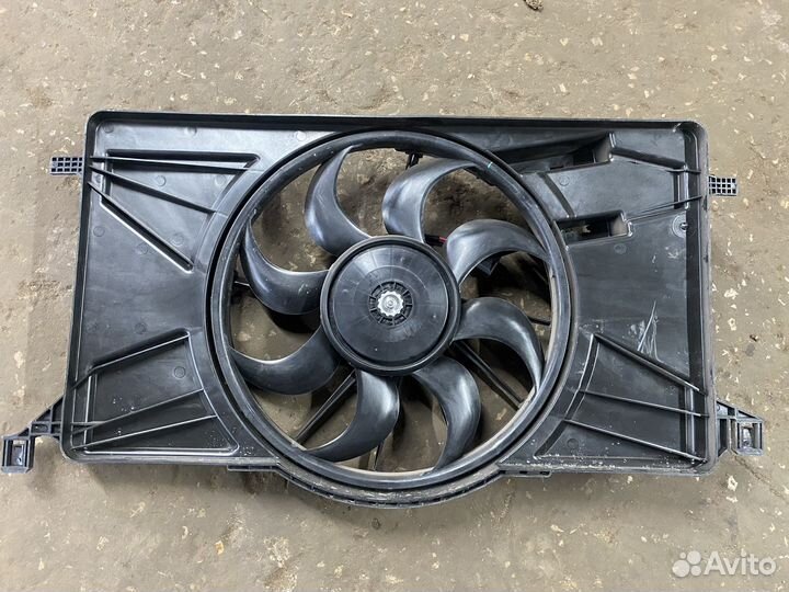 Вентилятор радиатора Mazda 3 bk