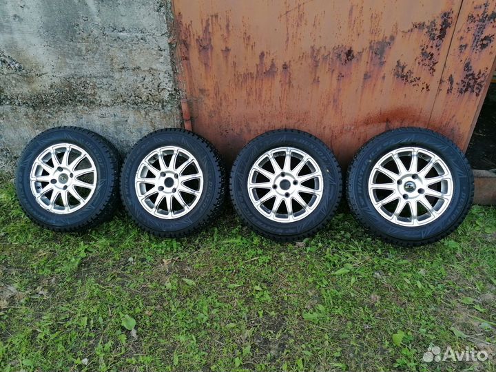 Dunlop SP Winter Ice 02 195/65 R15