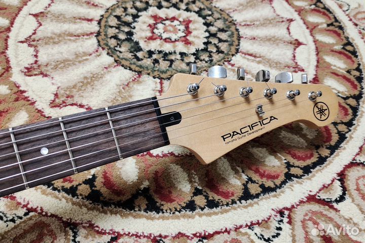 Электрогитара yamaha pacifica 012