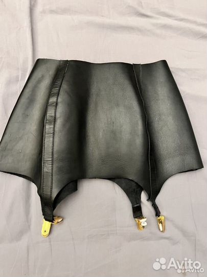 Кожаная баска