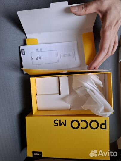 Коробка от смартфона poco m5