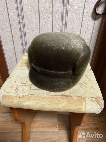 Меховая мужская шапка