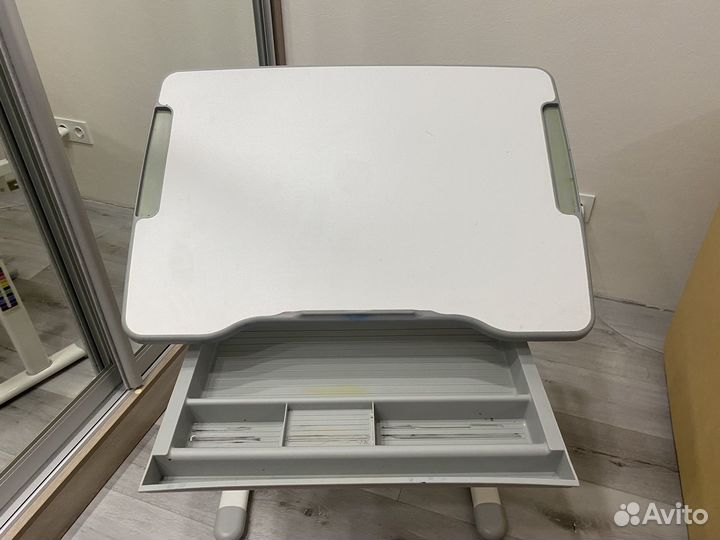 Детский стол и стул трансформер