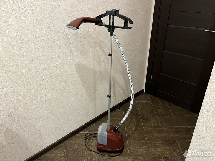 Вертикальный отпариватель marta MT-1171 2000Вт