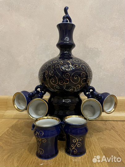 Штоф фарфоровый с позолотой