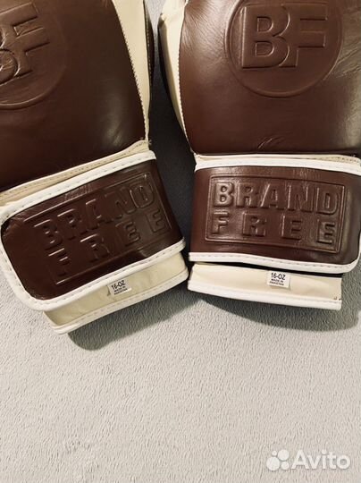 Боксерские перчатки кожаные