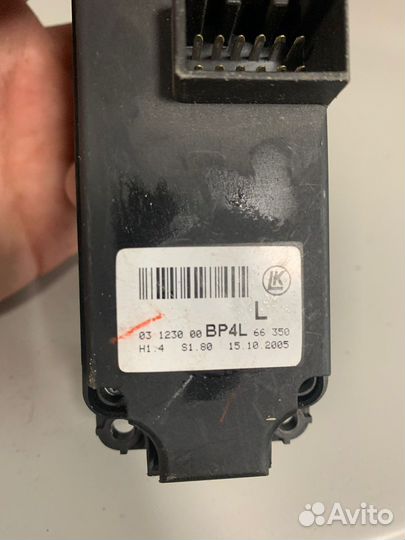 Блок управления стеклоподъемниками Mazda 3 BK