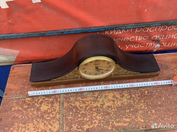 Часы настольные СССР кварцевые Весна