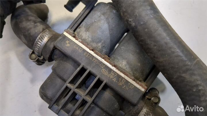 Насос водяной Land Rover Range Rover 3 (LM), 2003