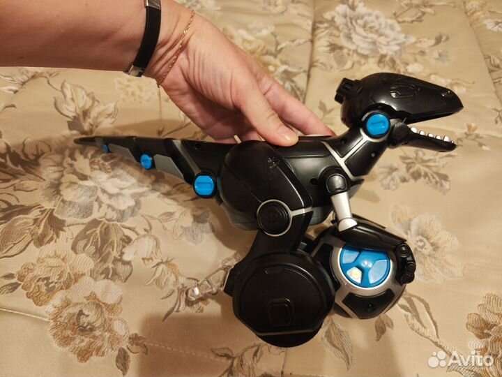 Электронные игрушки много, роботы, bigfoot pony